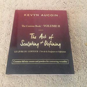 Kevyn Aucoin The contour Book II